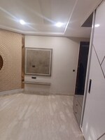 3 BHK 1350 Sq.Ft. Builder Floor in Mansarover Garden