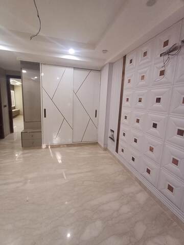 Kitchen in 3 BHK Builder Floor at Mansarover Garden – for Sale