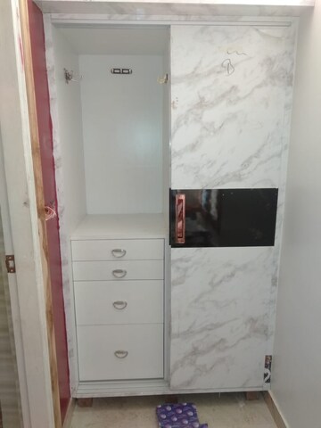 Bathroom in 3.5 BHK Apartment at Omaxe R2, Gomti Nagar – for Sale