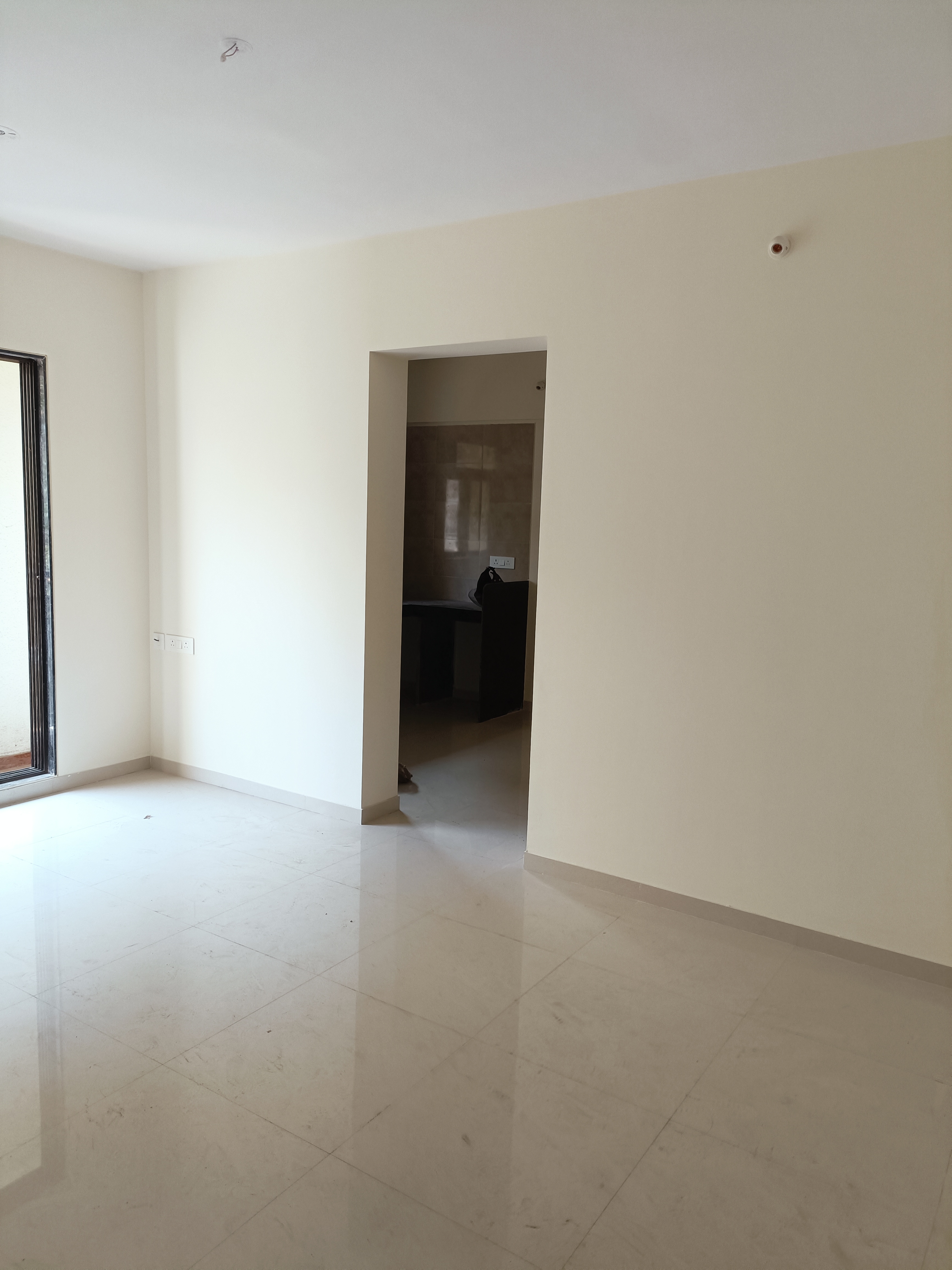 2 BHK + Pooja Room Apartment For Rent in K M Horizon Palms III