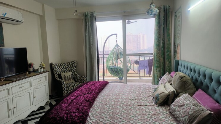 Bedroom, shree-vardhman-flora 4 Bedroom 2500 Sq.Ft. Builder Floor In Sector 90 Gurgaon 8155726