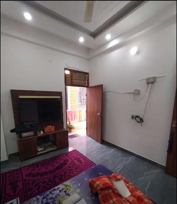 Bedroom, shalimar-apartments-shalimar-garden 3 Bedroom 1400 Sq.Ft. Builder Floor In Shalimar Garden Ghaziabad 8155760