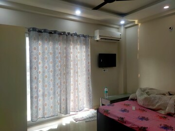 Living Room in 2 BHK Builder Floor at RWA Apartments Sector 30, Sector 30 – for Rent