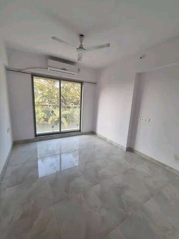 Room in 2 BHK Apartment at Spenta Palazzio, Sakinaka – for Rent