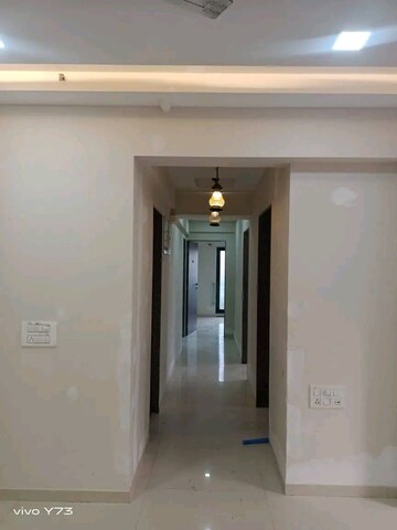 Room in 2.5 BHK Apartment at Kanakia Spaces Zen World, Kanjurmarg East – for Rent