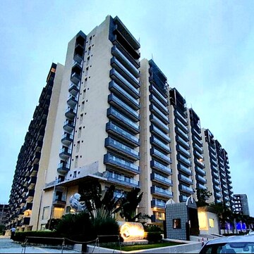 4 BHK Apartment – Exterior View View at Azeagaia Botanica, Vrindavan Yojna - for Sale