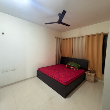 Bedroom in 2 BHK Apartment at Kalpataru Paramount A, Majiwada – for Rent