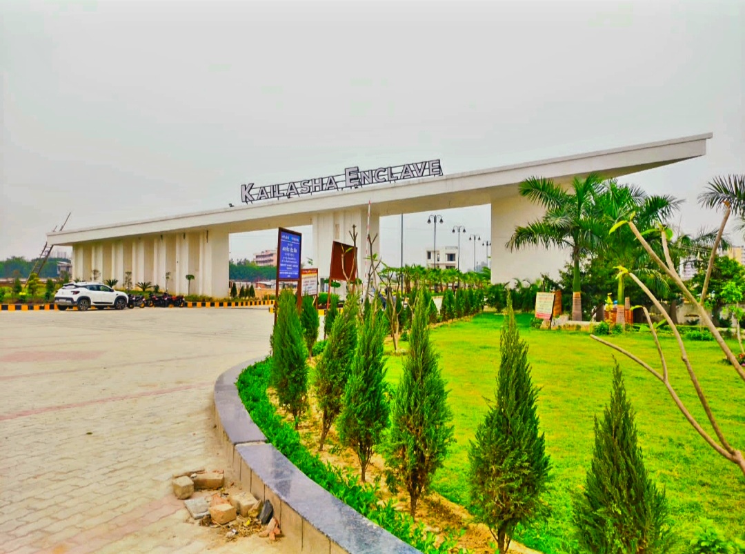 Plot For Sale in Kailasha Enclave