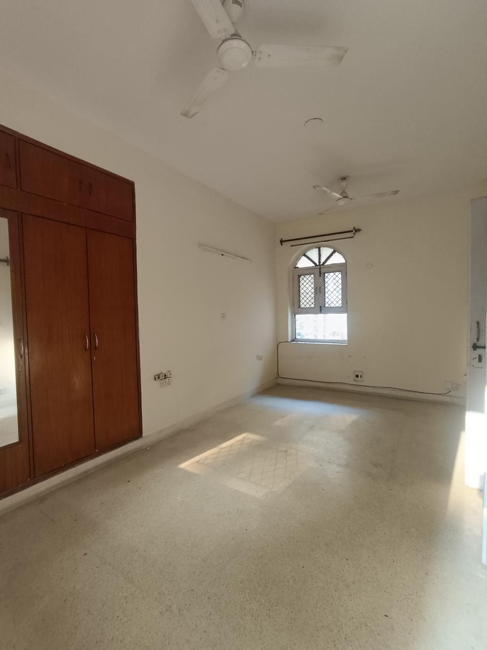 3 BHK Apartment For Sale in National Apartment Sector