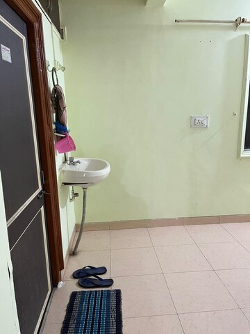 Room in 1 RK Independent House at Dhanvantari Colony – for Rent