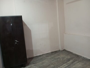 Room in 1 RK Builder Floor at Sector 45 – for Rent