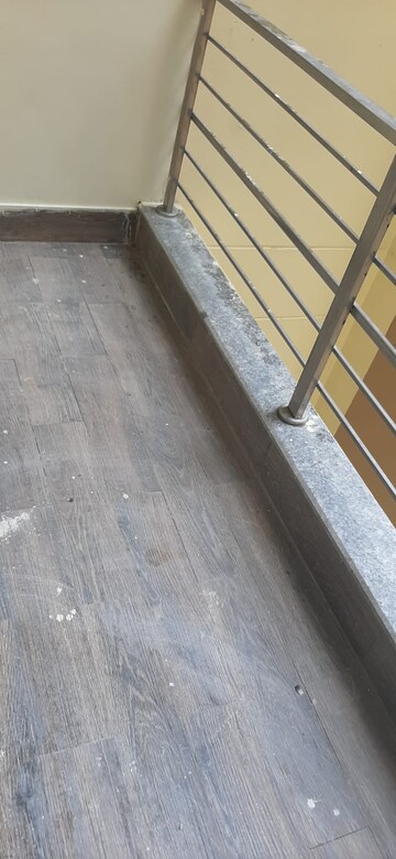 Balcony in 3 BHK Apartment at Doon Golden Manor, Makka Wala – for Rent