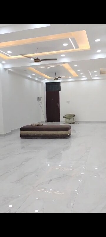 Floor Plan in  Showroom at Kanha Apartments Indirapuram, Shakti Khand 2 – for Rent