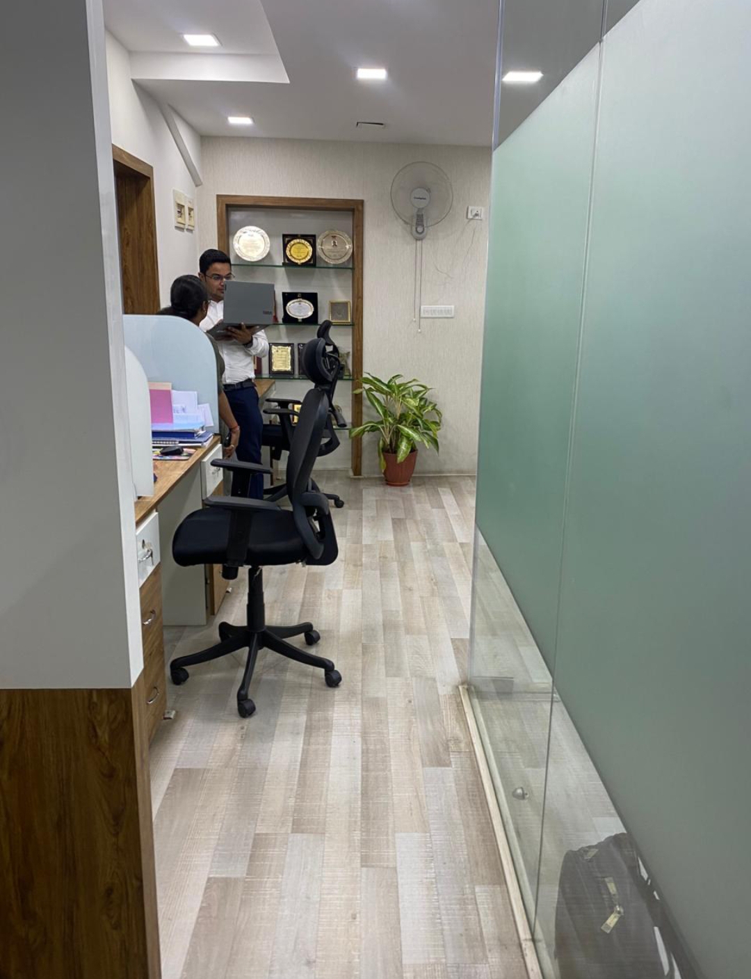 Office Space For Rent in Kareem Towers