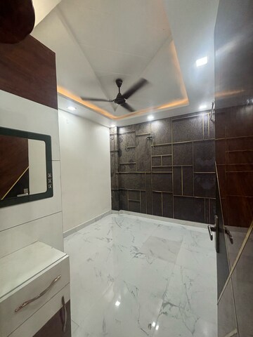 Bedroom in 2 BHK Builder Floor at Dwarka Mor – for Rent