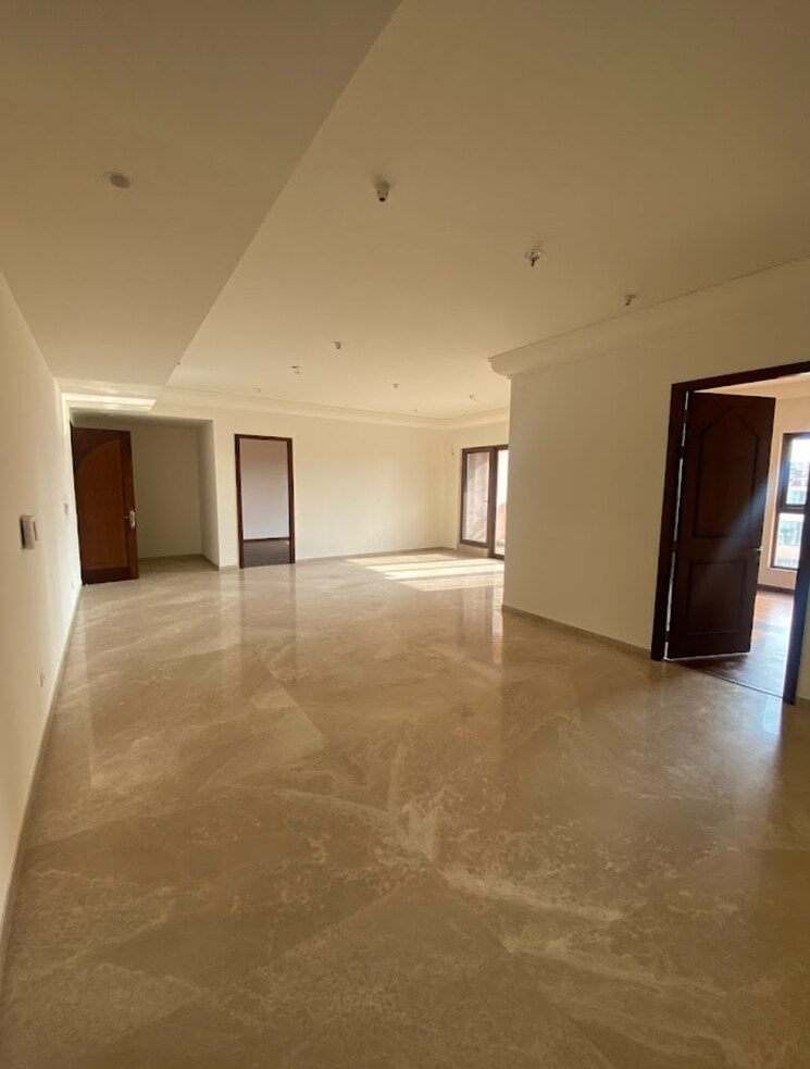 Room, prestige-leela-residency 4 Bedroom 3800 Sq.Ft. Apartment In Kodihalli Bangalore 8156025