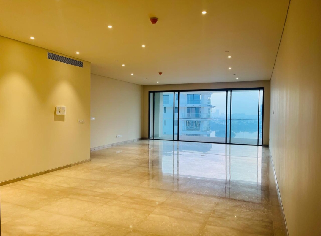 4 BHK + Servant Room Apartment For Rent in Embassy Lake Terrace