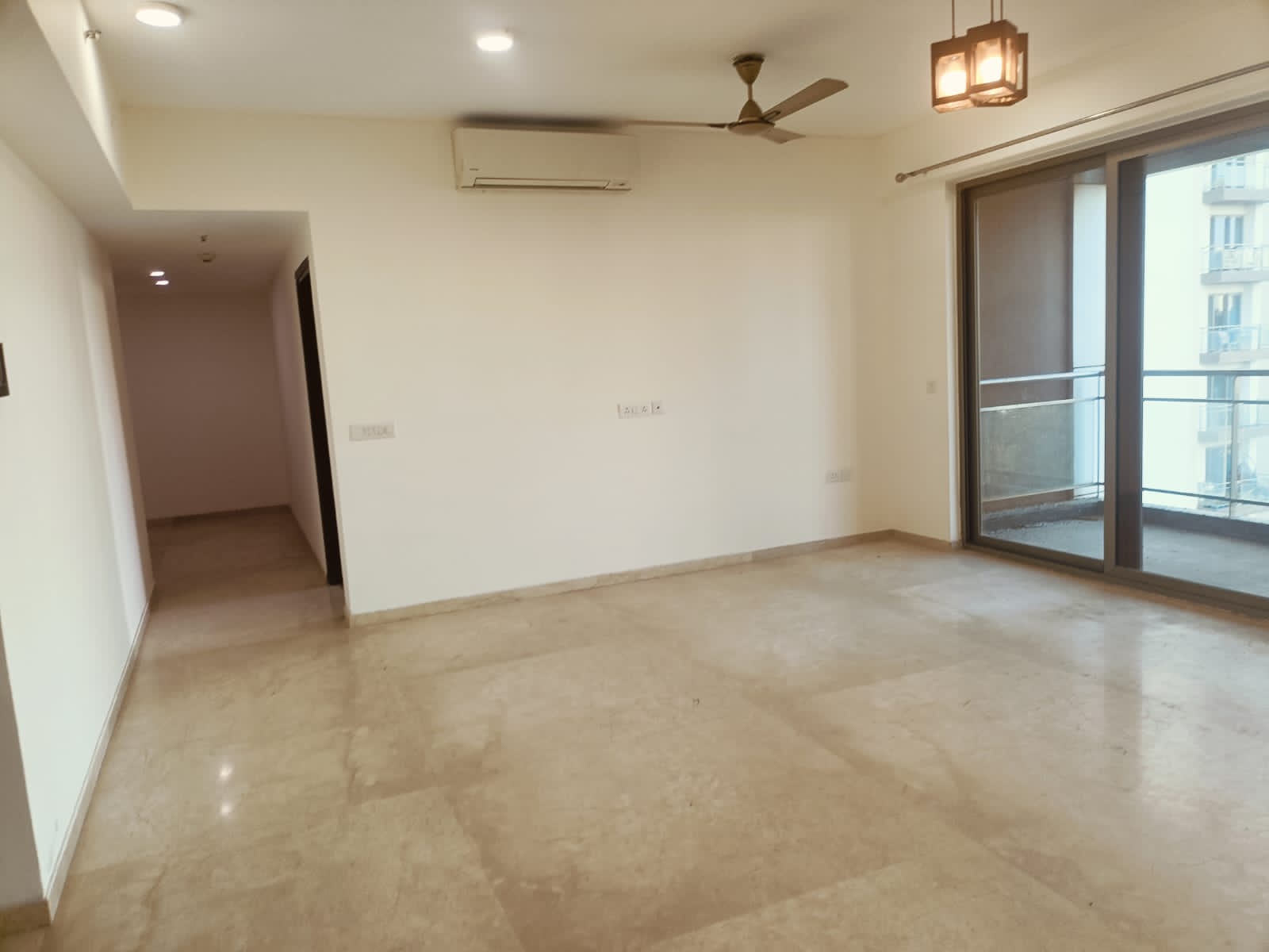 4 BHK + Servant Room 3355 Sq.Ft. Apartment in Tata Primanti-Tower Residences