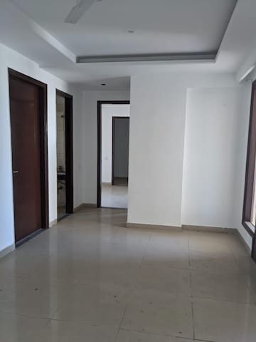 Room in 4 BHK Apartment at Hanumant Bollywood Heights-2, Dhakoli Village – for Sale