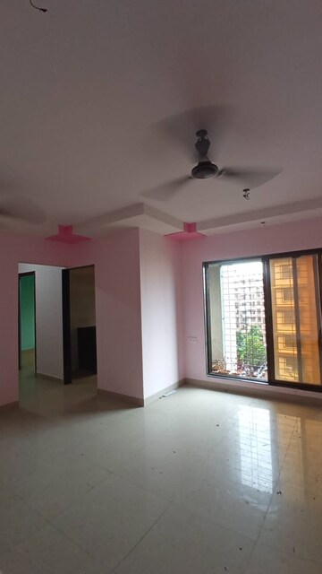 Room in 1.5 BHK Apartment at New Home Paradise Apartment, Virar West – for Sale
