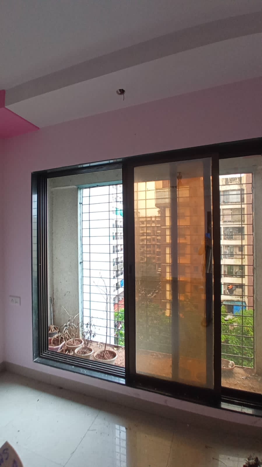 1.5 BHK + Pooja Room Apartment For Sale in New Home Paradise Apartment