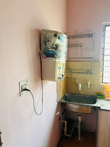 Furnished Amenities in 3 BHK Apartment at Paarth Aadyant, Gomti Nagar – for Rent