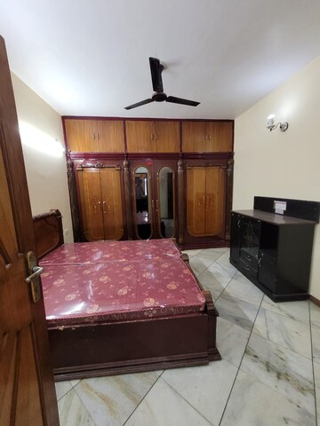 Bedroom in 1.5 BHK Builder Floor at South Extension ii – for Rent