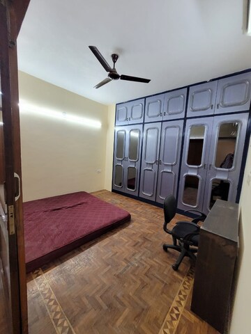 Bedroom in 1.5 BHK Builder Floor at South Extension ii – for Rent