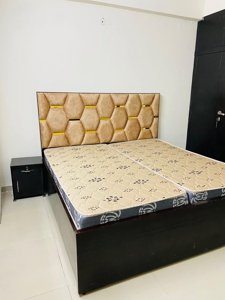 Bedroom, sector 49 3 Bedroom 1152 Sq.Ft. Builder Floor In Sector 49 Faridabad 8156165