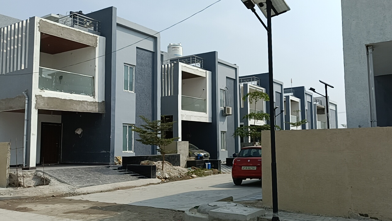 3 BHK + Pooja Room,Study Room Villa For Sale in Patanchevu Villas Ready T