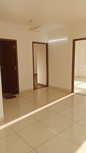 Room in 2 BHK Apartment at Ramky One Karnival, Electronic City Phase I – for Rent