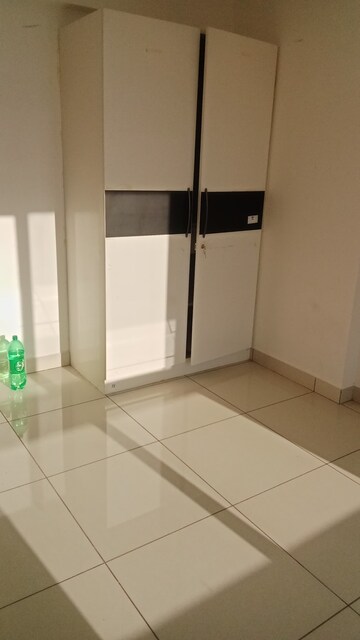 Room in 2 BHK Apartment at Ramky One Karnival, Electronic City Phase I – for Rent