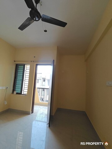 Room in 2 BHK Apartment at Asha Nirman, Keshtopur – for Sale