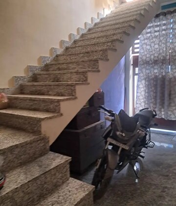 1 BHK Villa – Exterior View View at Aliganj - for Rent