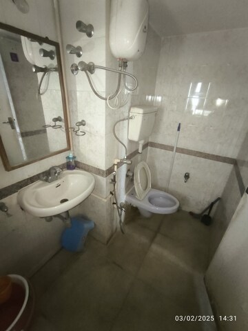 Master Bedroom in 1 BHK Apartment at Royal Palms, Goregaon East – for Rent