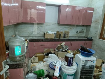 Master Bedroom in 1 BHK Builder Floor at Sector 11 – for Rent