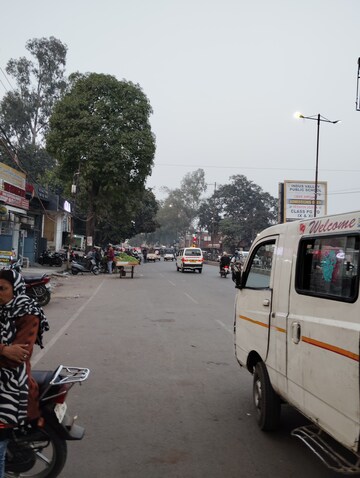  Shop – Exterior View View at Aliganj - for Rent