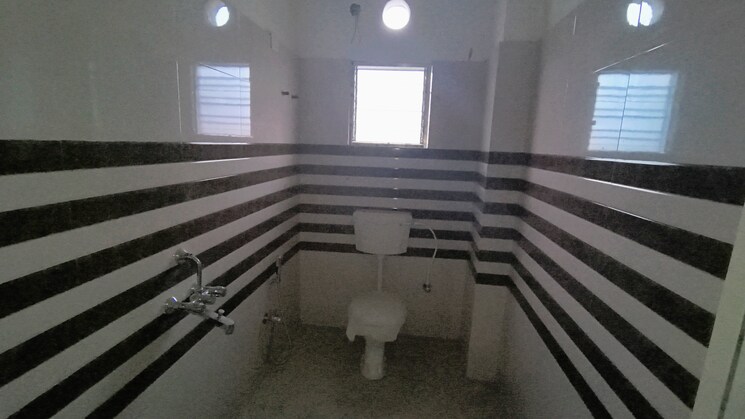 Bathroom, teghoria 3 Bedroom 1849 Sq.Ft. Builder Floor In Teghoria Kolkata 8156339
