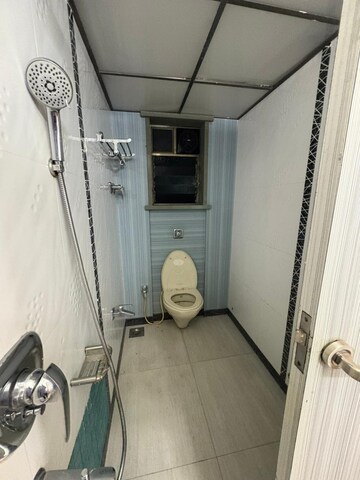 Bathroom in 2.5 BHK Apartment at Darshan Heights Parel, Parel – for Rent