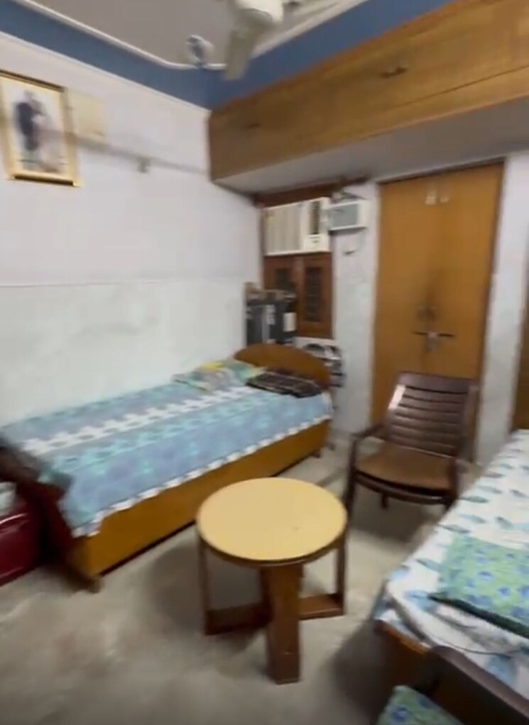 Bedroom, janakpuri 3 Bedroom 1050 Sq.Ft. Apartment In Janakpuri Delhi 8156444