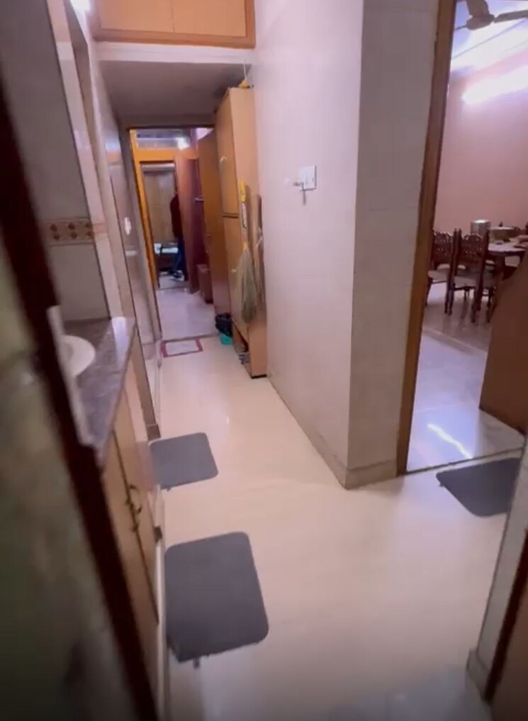 Other, janakpuri 3 Bedroom 1050 Sq.Ft. Apartment In Janakpuri Delhi 8156444