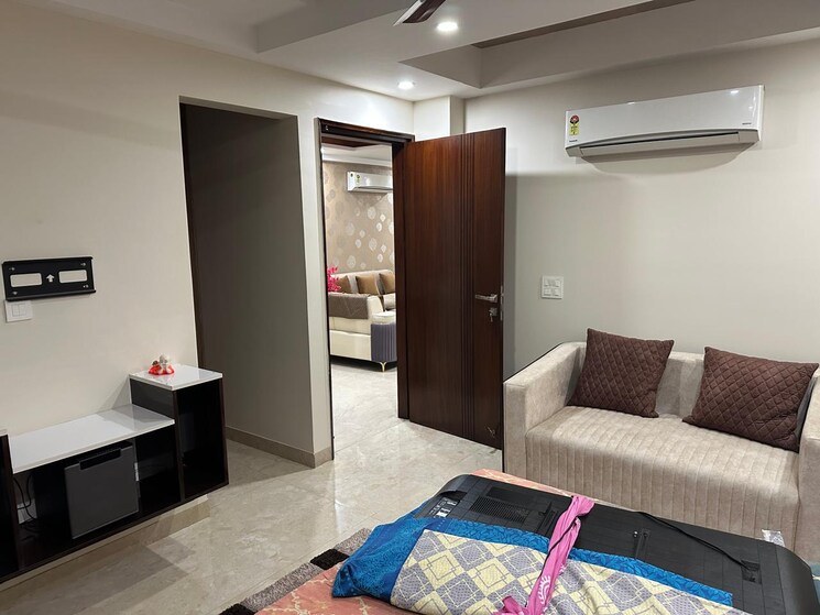 Bedroom, puri-vip-floors 4 Bedroom 4500 Sq.Ft. Apartment In Sector 81 Faridabad 8156474