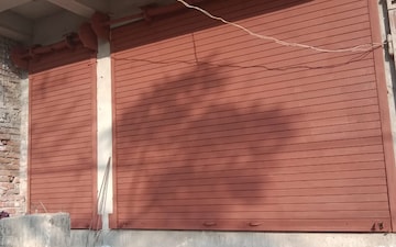 Shop For Rent in Nohsa