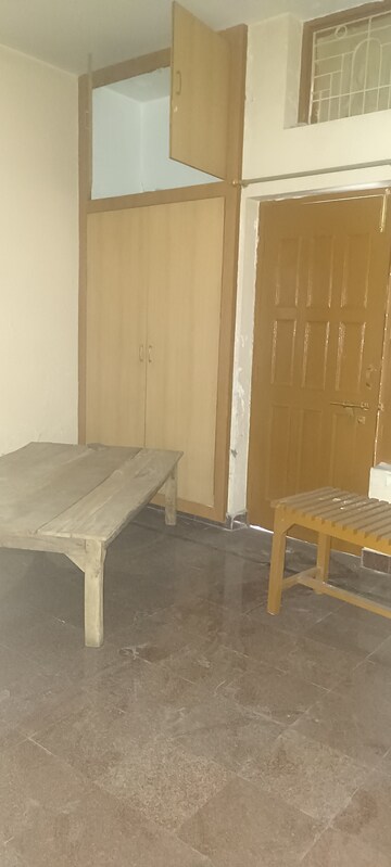 Bedroom in 2 BHK Builder Floor at Indira Nagar – for Rent