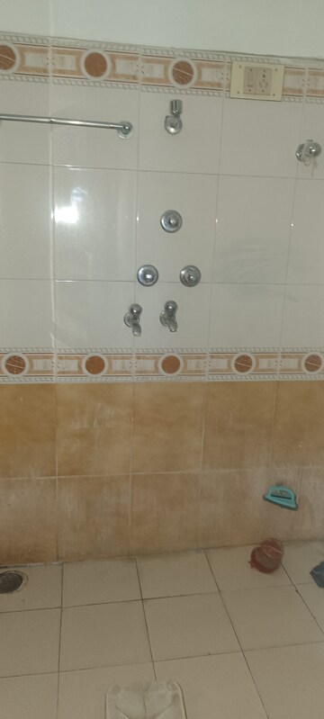Bathroom in 2 BHK Builder Floor at Indira Nagar – for Rent