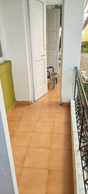 Balcony in Studio Apartment at Candolim – for Rent