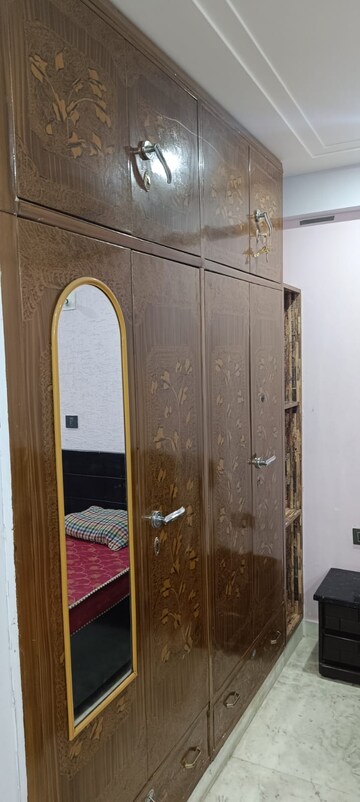 Bathroom in 3 BHK Builder Floor at Ansal Sushant Lok I, Sector 43 – for Rent