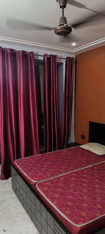 Bedroom in 3 BHK Builder Floor at Ansal Sushant Lok I, Sector 43 – for Rent