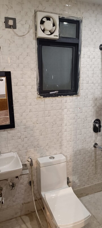 Bathroom in 3 BHK Builder Floor at Ansal Sushant Lok I, Sector 43 – for Rent