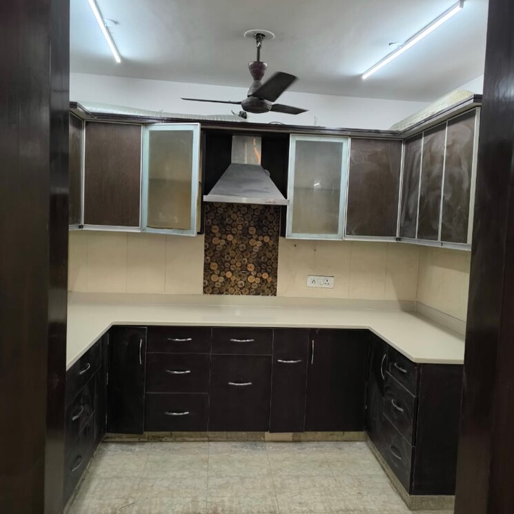 Kitchen, janakpuri 3 Bedroom 1350 Sq.Ft. Builder Floor In Janakpuri Delhi 8156743
